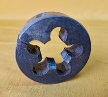 Load image into Gallery viewer, TOGA split die 1/2 BSF very good condition, OD British Standard Fine