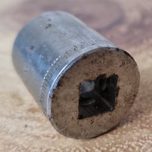 Load image into Gallery viewer, Britool 11/16" AF 3/8" drive socket classic bike car mechanic British tool AB687