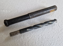 Load image into Gallery viewer, GUEHRING 14,000 HS DRILL BIT IN PLASTIC CASE 16.5CM LONG 1.5CM DIAMETER