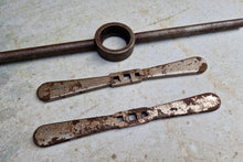 Load image into Gallery viewer, 3 x Vintage die stock holder / tap wrench Machinist Tool