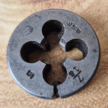 Load image into Gallery viewer, AH Brand 7" x 16 BSP die Engineering Tool Made In England