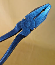 Load image into Gallery viewer, Elliot Lucas Vintage Large Size Classic Car Pliers, 21 cm long