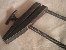 Load image into Gallery viewer, Title: Vintage Toolmaker Parallel Clamp – NB Marked – Precision Engineer’s Clamp
