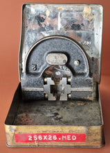 Load image into Gallery viewer, Matrix 256 x 26 MED 2 1/4 BSF BSI MED Adjustable Thread Caliper Gauge In Case