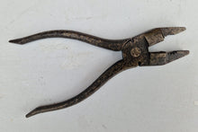 Load image into Gallery viewer, Vintage Combination Pliers Hand Tool 18.5cm long