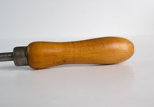 Load image into Gallery viewer, Stanley England Phillips British No 130 Screwdriver, Slotted Flat Head, Wooden H