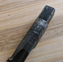 Load image into Gallery viewer, Vintage L.A.L Ltd HSS Hand Tap 5/8" x 14 BSF - Made in England