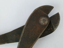 Load image into Gallery viewer, Vintage Eiro Cutting Plier Made In Germany, Old used hand tool