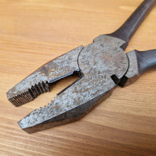 Load image into Gallery viewer, Vintage Elliott Lucas Combination Pliers Cannock Made In England