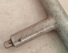 Load image into Gallery viewer, Vintage Skyway Precision Tool 1/4" Torque Wrench T-Handle – Made in USA