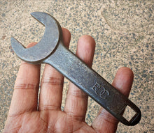 Load image into Gallery viewer, Vintage BOC 11.5cm Short Spanner Wrench British Oxygen Company Solid Steel used