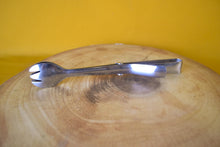 Load image into Gallery viewer, Vintage Chrome Salad Grabber Tongs , Kitchen Utensil, Made In England