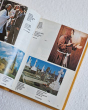 Load image into Gallery viewer, Passport to the world book , Vintage Rare Book, David Bluey, 1978
