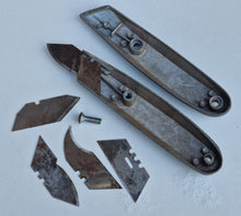 Load image into Gallery viewer, Vintage Grey HANDLE Aluminium King Fuller Utility Knife c1960 / 1970  - for Craft Work and DIY in Good Condition
