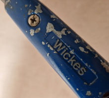 Load image into Gallery viewer, Vintage Wickes No TK202 Utility Carpet Cutting Knife
