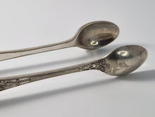 Load image into Gallery viewer, Silver Plated Sugar Cube / Ice Grabber Tongs, Spoon Tongs, Vintage Silverware, 10.5cm Tongs, Sugar Tongs, Sugar Nips
