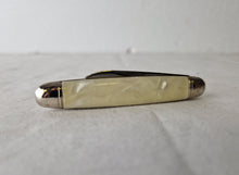 Load image into Gallery viewer, Richards Sheffield England pocket knife , Single Blade, Lucite Plastic Handle
