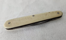 Load image into Gallery viewer, Vintage Antique Wigfall &amp; Co Pocket Knife , Cream Plastic Handle , Double Blade
