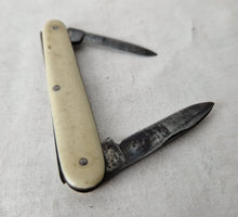 Load image into Gallery viewer, Vintage Antique Wigfall &amp; Co Pocket Knife , Cream Plastic Handle , Double Blade
