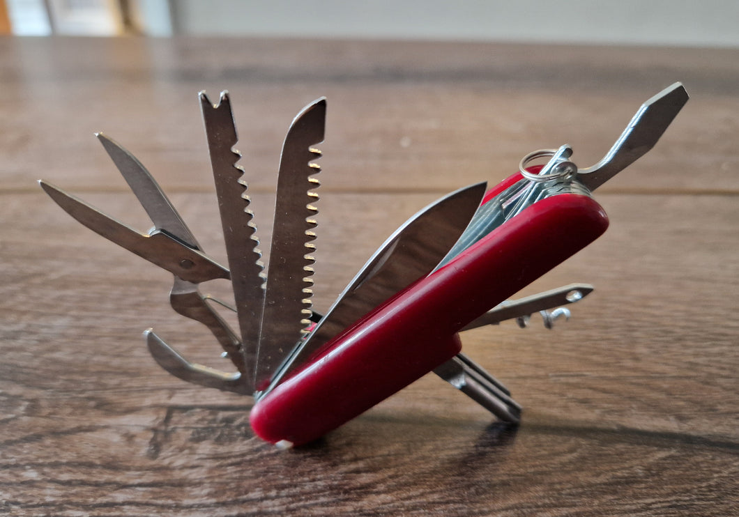 Vintage Pocket Multi-Tool , 13 tools in 1 , Red