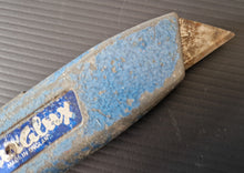 Load image into Gallery viewer, Vintage Spiralux Model Retractable Craft / Carpet Knife Blue Colour
