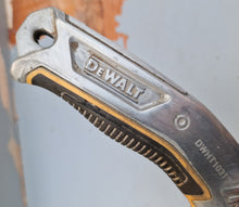 Load image into Gallery viewer, DEWALT DWHT10319 Metal Retractable Utility Knife
