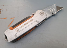 Load image into Gallery viewer, Magnusson Foldable Utility Knife Multi Tool
