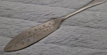Load image into Gallery viewer, Butter Knife, Vintage Knife, Vintage Silverware, Silverware, Gifts for Women, Mothers Day Gift, Wedding Gift, Birthday Gift, Bridesmaid Gift

