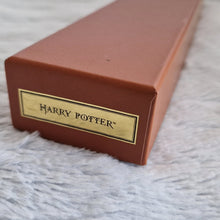 Load image into Gallery viewer, The Wizarding World of Harry Potter Universal Orlando Collectible Wand
