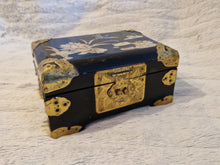 Load image into Gallery viewer, Chinese Lacquer jewellery box with Mother of Pearl Inlay &amp; Brass embellishments 1950s
