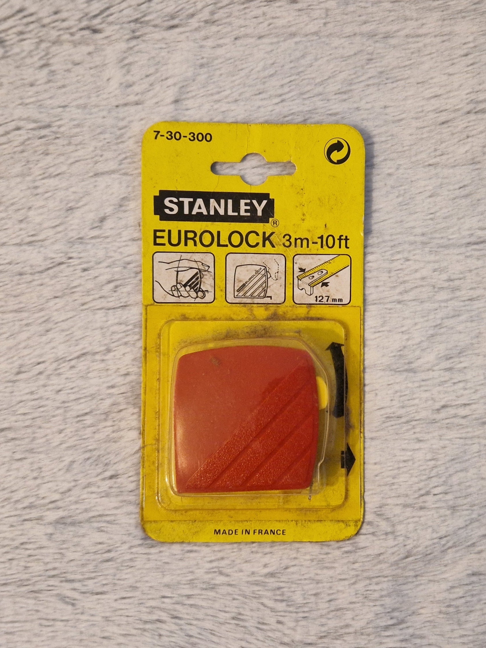Vintage Stanley Eurolock Tape Measure Red / Yellow, 3m-10ft, Measuring Tool, Small size, New In Pack, new vintage stock