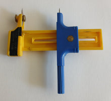 Load image into Gallery viewer, Vintage Compass Pat P Circle Cutter Adjustable Drafting Tool Spare Blades Leads
