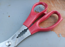 Load image into Gallery viewer, Wiltshire StaySharp 21cm Kitchen Scissors Shears Red Handle Multi Purpose

