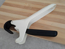 Load image into Gallery viewer, Vintage PresaFacile Hot Plate Gripper - Retro Kitchen Tool for Safe Handling
