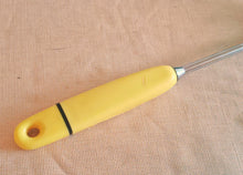 Load image into Gallery viewer, Vintage Slotted Serving Spoon / Skimmer – Plastic Handle – 27.5cm – Used
