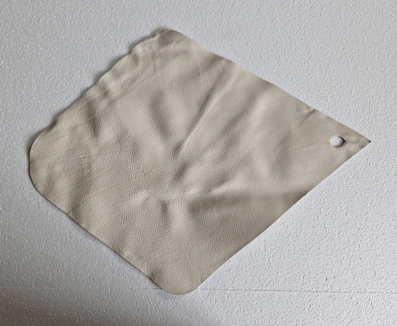 Small Sample Piece Of White Colour Genuine Leather 45cm x 34cmcm x 34cm x 44cm