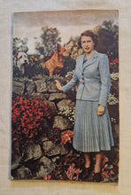 Load image into Gallery viewer, 4 x Vintage British Paper Crowns With Royal Appliques and A Photo Of Queen Elizabeth II , Royal Memo
