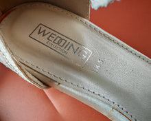 Load image into Gallery viewer, Wedding Collection Cream Lace Wedding Shoes – UK Size 5 – Used
