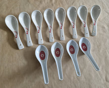 Load image into Gallery viewer, 12 x Vintage Ceramic &amp; Plastic Chinese soup spoons
