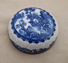 Load image into Gallery viewer, Vintage ginger jar Royal Cauldon Bristol Ironstone Willow Chinese style painted
