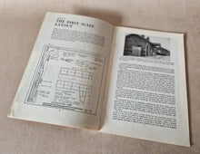 Load image into Gallery viewer, PECO Starting In Scale 00  32 Page Booklet  3rd Revised Edition 1968
