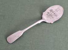 Load image into Gallery viewer, Silver Plated Jam Spoon, Fiddle Pattern - Vintage Cutlery, Tableware, Flatware, 14cm long
