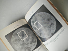 Load image into Gallery viewer, An Outline of the Universe Vol. 1 by J. G. Crowther 1938 Pelican Books Edition

