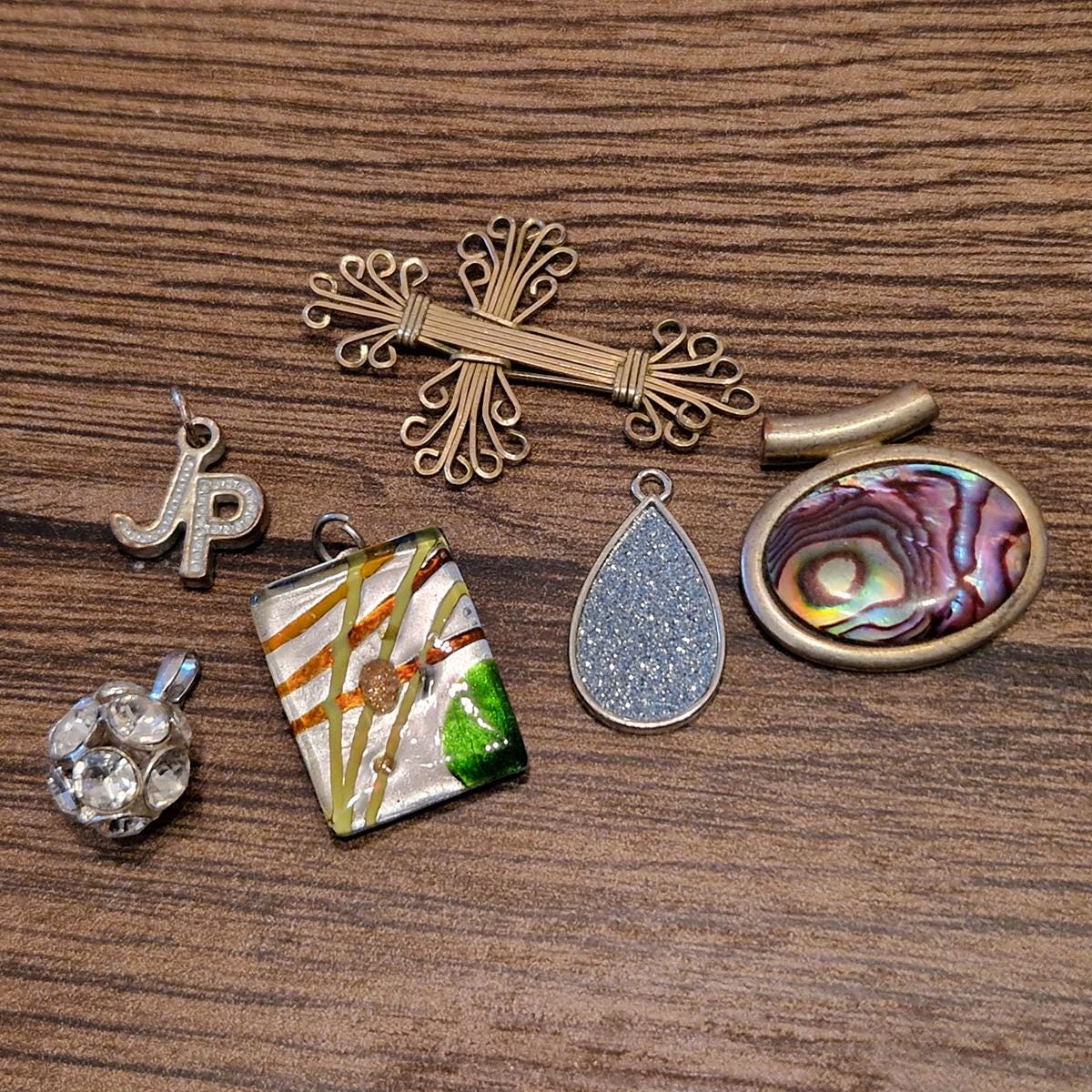 Job Lot Of Jewellery Pendant Mized Lot Cross, Paua Abalone shell, Glass , JP and Rhinestone Pendants