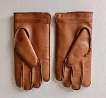 Load image into Gallery viewer, Vintage Tan Vinyl Gloves with Warm Lining – Size Medium – Made in Hong Kong
