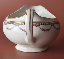 Load image into Gallery viewer, Retro J&amp;G Meakin Pottery Ceramic Sauce / Gravy Boat / Custard Jug, Rose Floral Pattern

