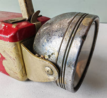 Load image into Gallery viewer, Vintage Rayovac Hunter Lantern - For Repair or Prop Use - Untested
