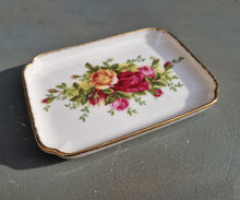 Load image into Gallery viewer, Vintage Royal Doulton Visitor Centre Rectangular Dish Tray , Rose Flower Design Ring Jewellery Tray
