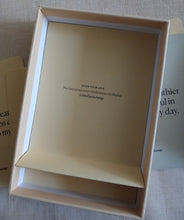 Load image into Gallery viewer, Mindful Affirmations Card Set Intelligent Change 52 Cards with Wooden Stand
