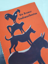Load image into Gallery viewer, Vintage Tourist / Musical Theatre Guide Die Bremer Stadtmusikanten (Town Musicians of Bremen) , Holi
